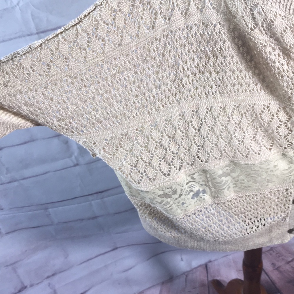 Anthropologie Moth Button Back Oversized Crochet … - image 8